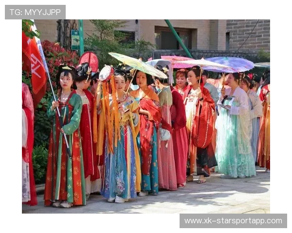 世界冠军穿汉服亮相：传统与荣耀的完美交融