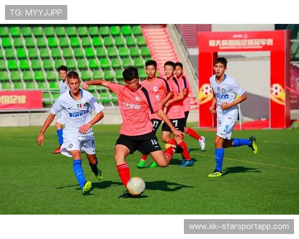 俱乐部青训生与学校达成学业训练双轨协议，职业俱乐部青训梯队完整